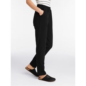 LL Bean “Perfect Fit” black tapered-fit casual pull-on pants (small petite)